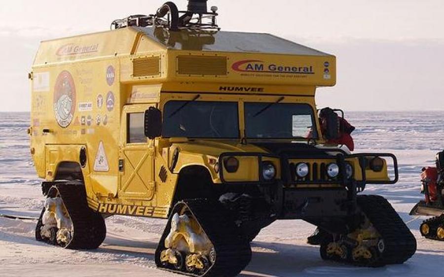 Moon-1 Humvee Rover '2009